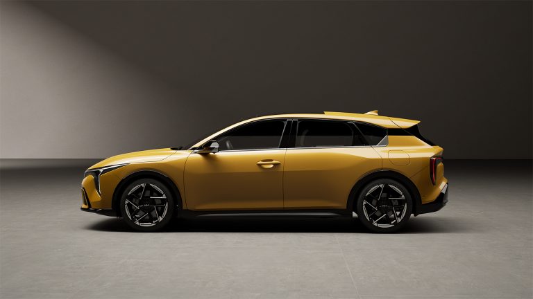 Kia presenta el sustituto del Ceed, el K4, un compacto aspiracional que pretende, y puede, jugar en dos categorías