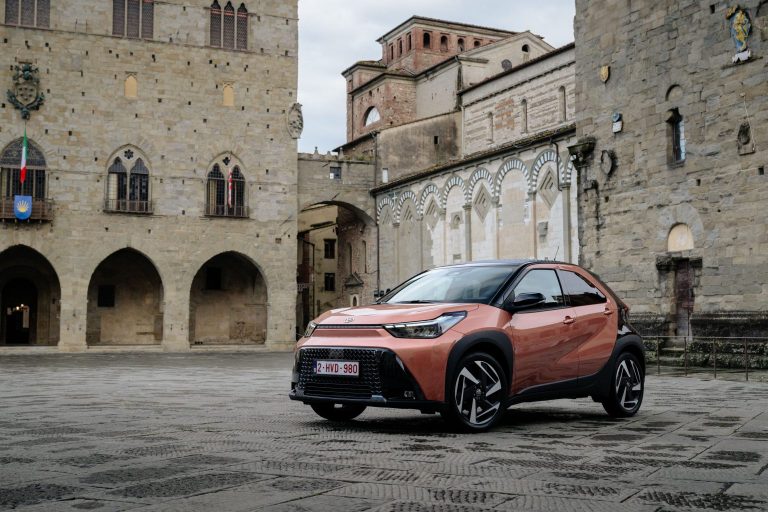 Estos 5 coches urbanos son ideales para moverse por la ciudad