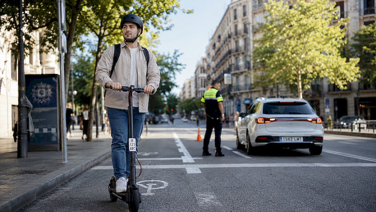Patinetes eléctricos en 2027: cómo saber si el tuyo podrá seguir circulando según la DGT