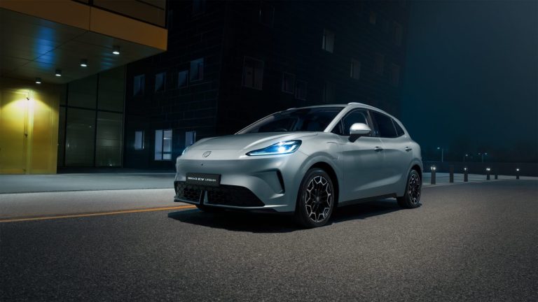MG4 Urban EV: el compacto que llega a España para moverse por la ciudad